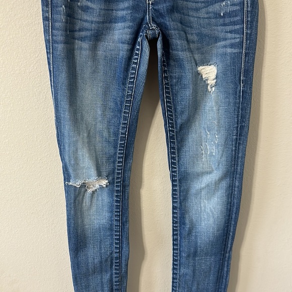 Vigoss FIT/Skinny Low Rise Distressed Blue Jeans Women's-26/ Junior's 1/2 - Picture 4 of 16